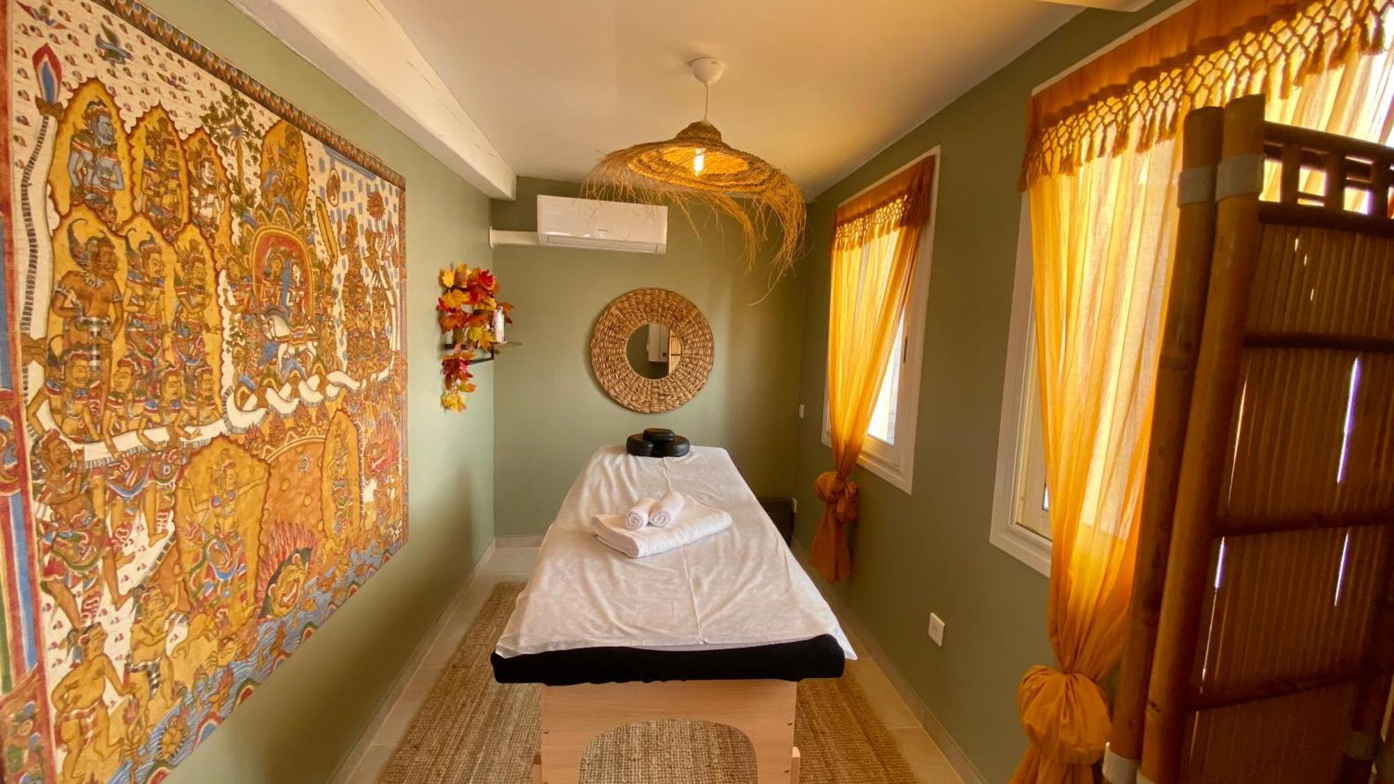 L'Annexe Spa Du Tropical Lodge Narbonne Bagian luar foto